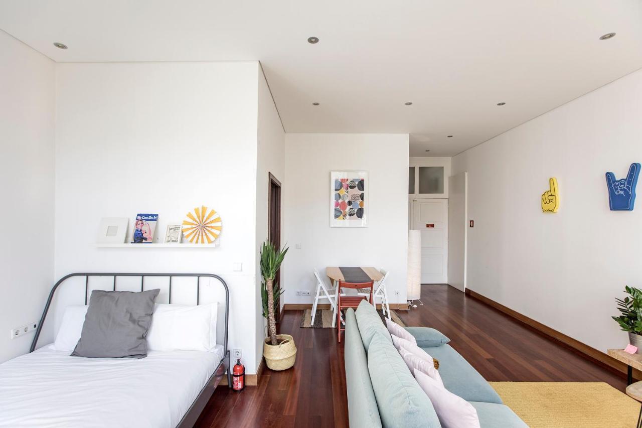Bonjardim Studio W/ Balcony By Lovelystay ปอร์โต ภายนอก รูปภาพ