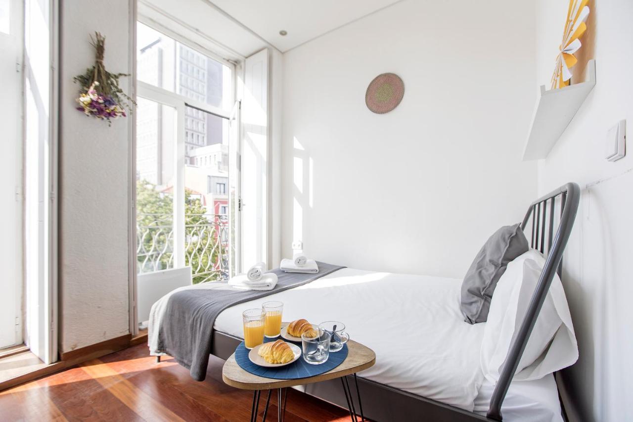 Bonjardim Studio W/ Balcony By Lovelystay ปอร์โต ภายนอก รูปภาพ