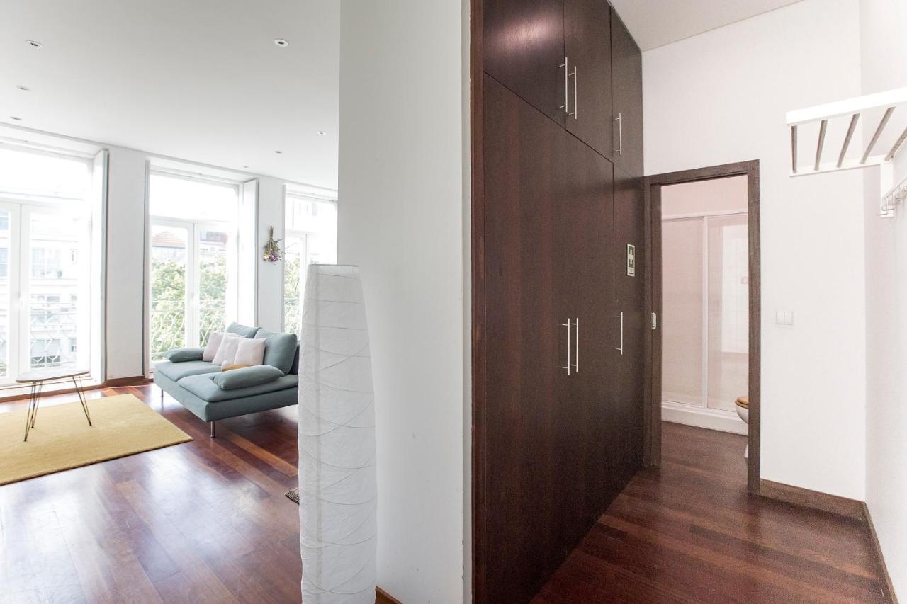 Bonjardim Studio W/ Balcony By Lovelystay ปอร์โต ภายนอก รูปภาพ